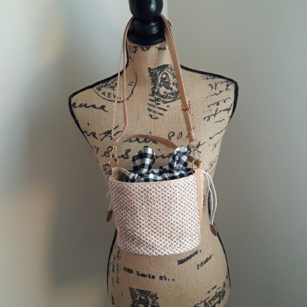 Mini Straw Bucket Handbag